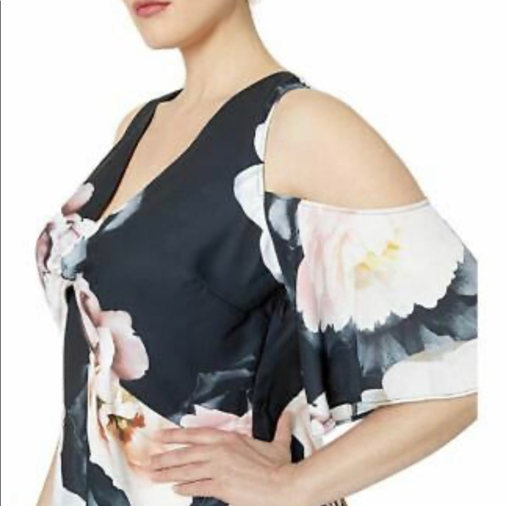 City Chic Austin Floral Top - black